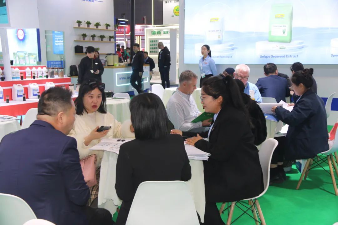 金牌赞助企业海大生物全新亮相上海CAC国际农化展，以科技实力献礼25周年