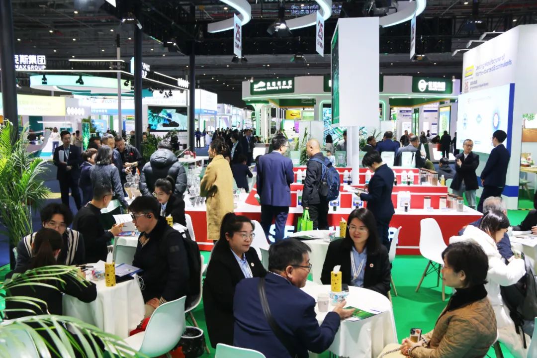 金牌赞助企业海大生物全新亮相上海CAC国际农化展，以科技实力献礼25周年